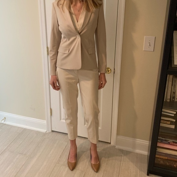 Babaton Jade Pant - Bone - Size 4 - new with tags - Picture 11 of 13